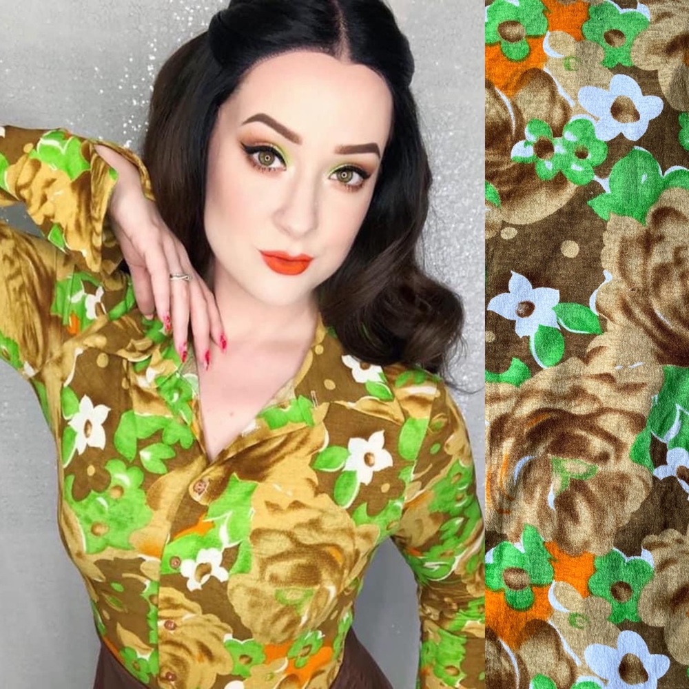 70’s Style Bell Sleeve Button Up Floral Blouse